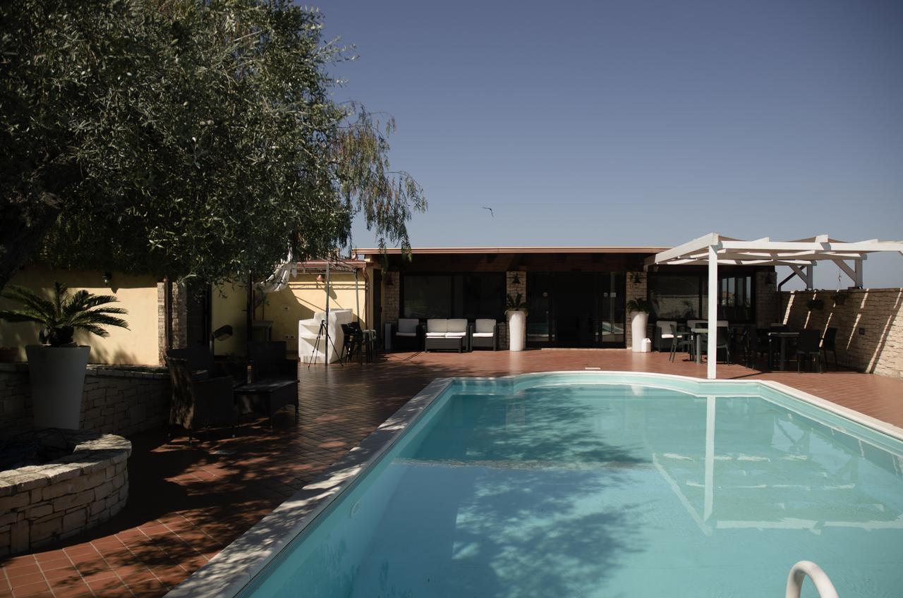 Lo Scacciapensieri Guest House Франкавила ал Маре Екстериор снимка