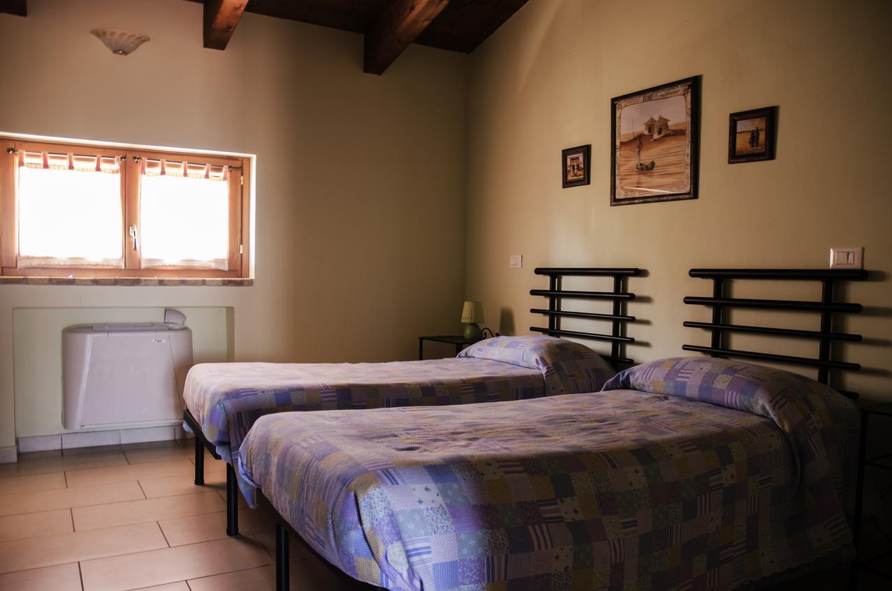 Lo Scacciapensieri Guest House Франкавила ал Маре Екстериор снимка